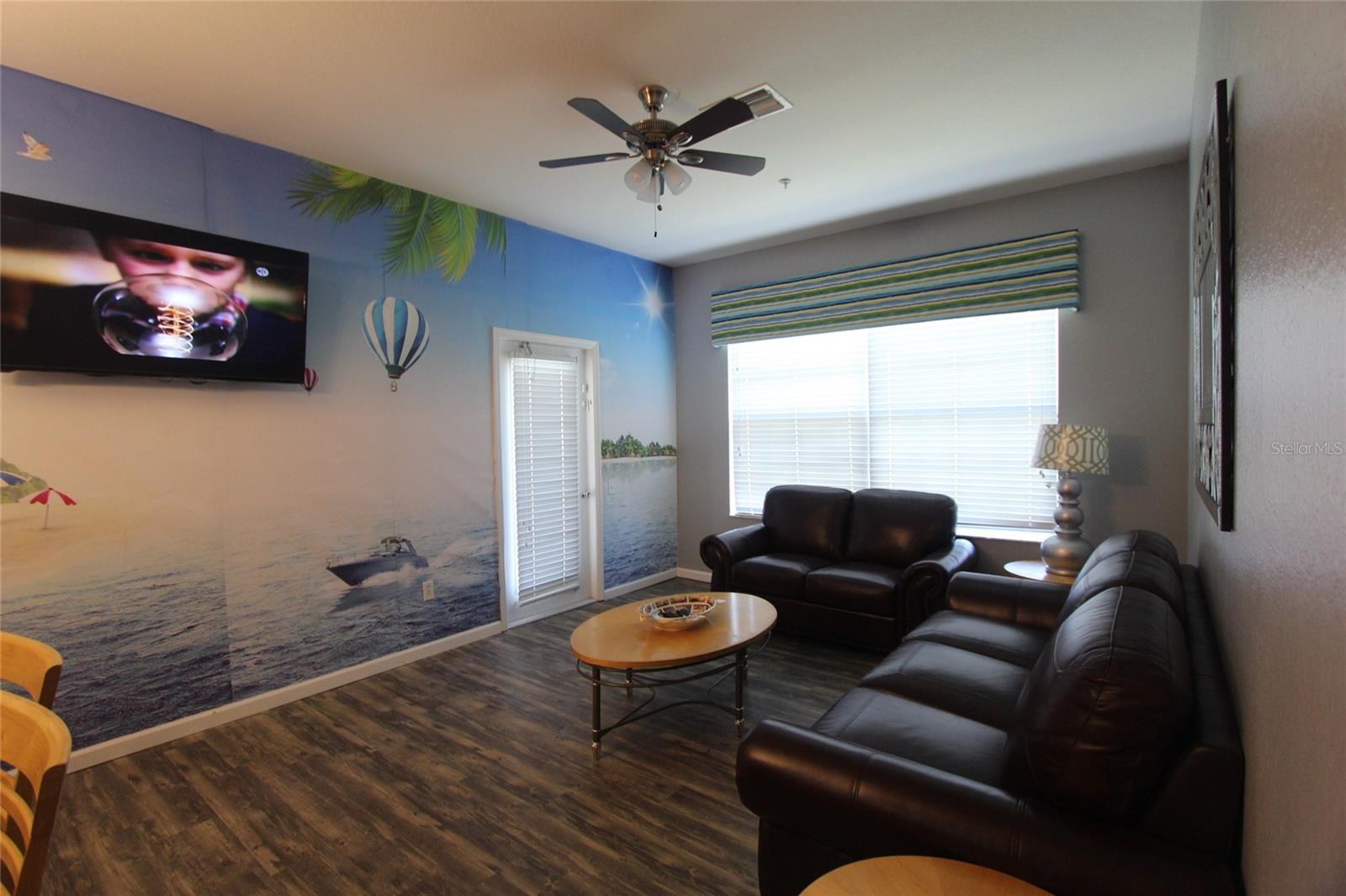 WYNDHAM PALMS CONDO PH 9 - Residential