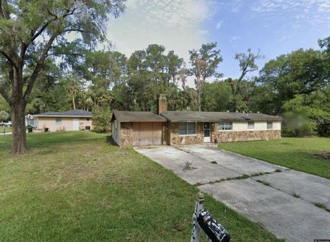 A home in DUNNELLON