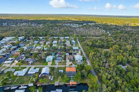 Tiny photo for 1840 NW 18th Street, Crystal River, FL 34428 (MLS # TB8513806)