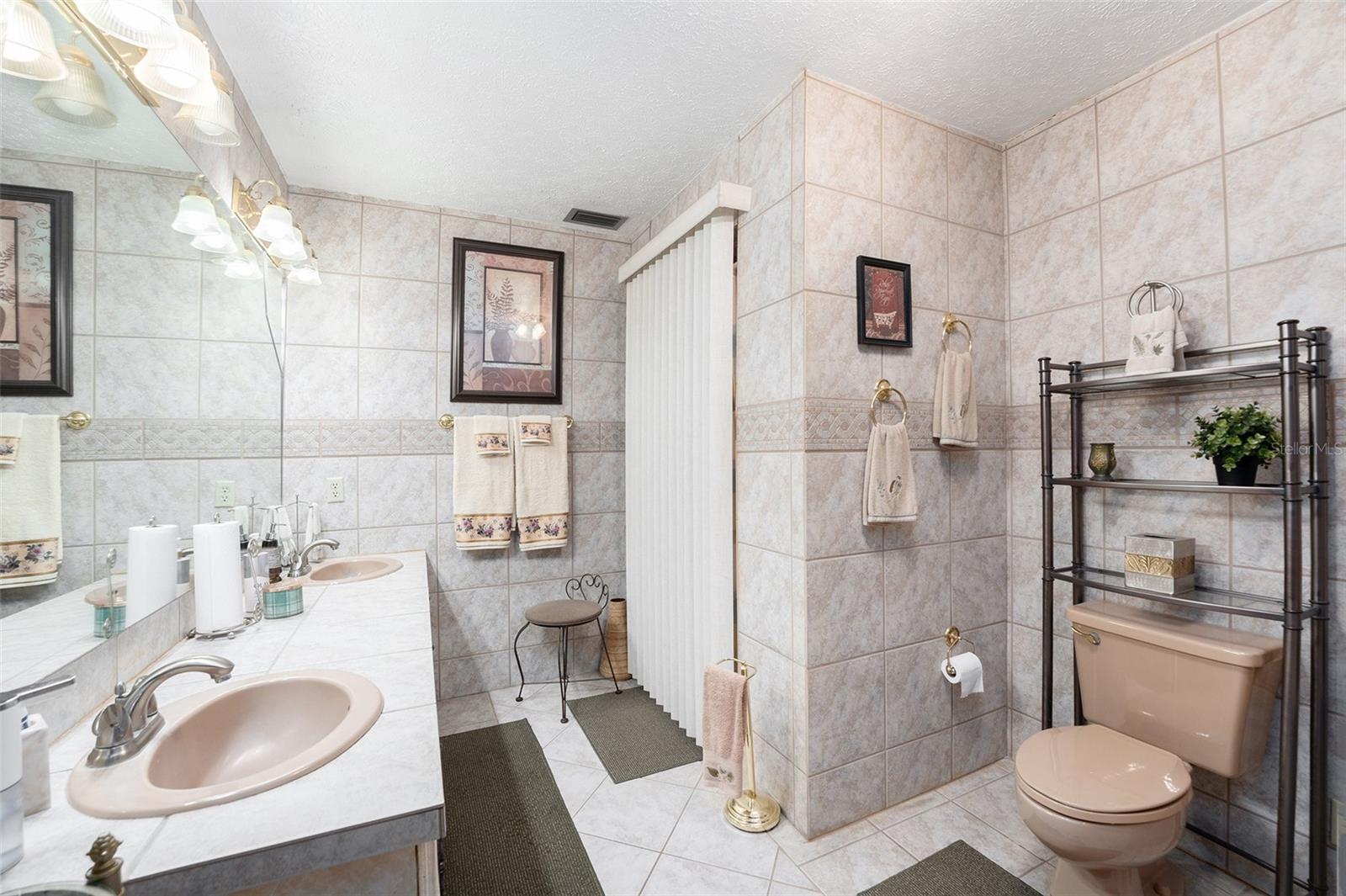 GALLOWAY HEIGHTS - Residential