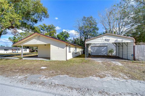 A home in ZEPHYRHILLS