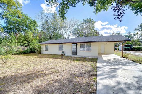 A home in ZEPHYRHILLS