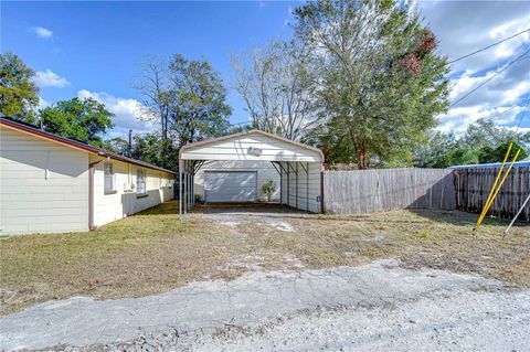 A home in ZEPHYRHILLS