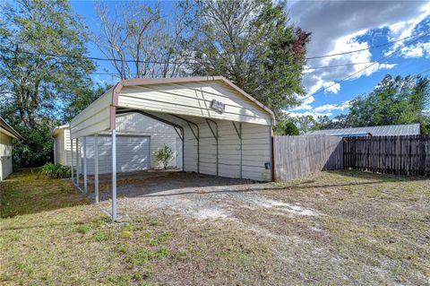 A home in ZEPHYRHILLS