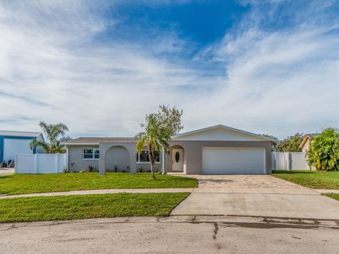 A home in LARGO