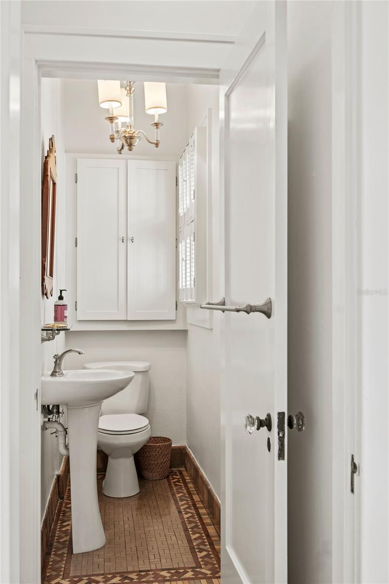 PORTER SUNSHINE - Residential