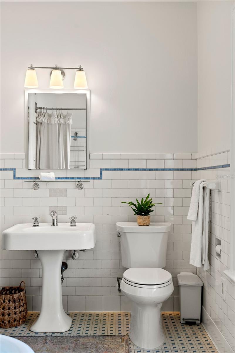 PORTER SUNSHINE - Residential