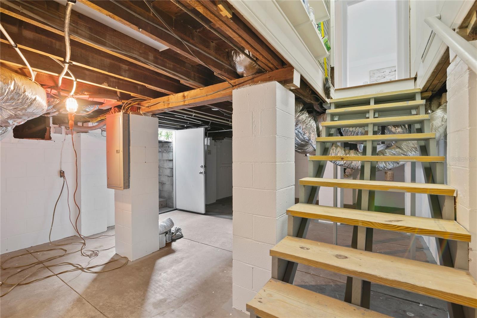 PORTER SUNSHINE - Residential