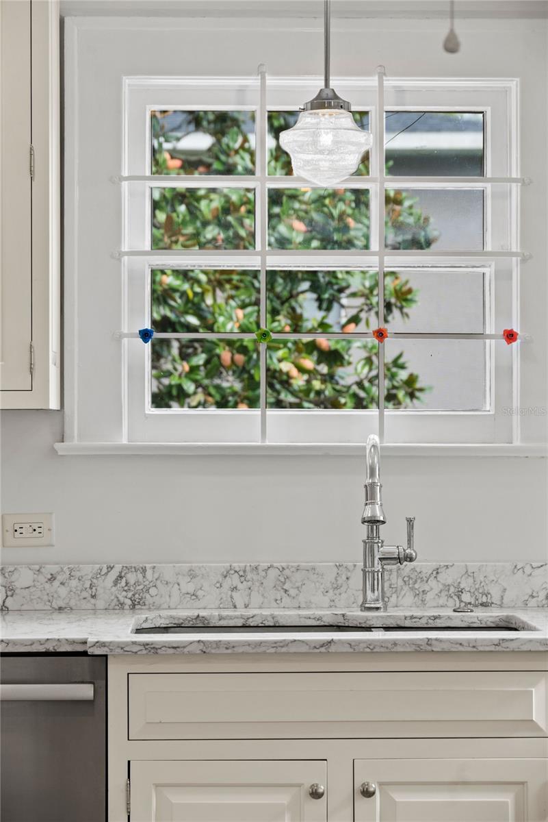 PORTER SUNSHINE - Residential