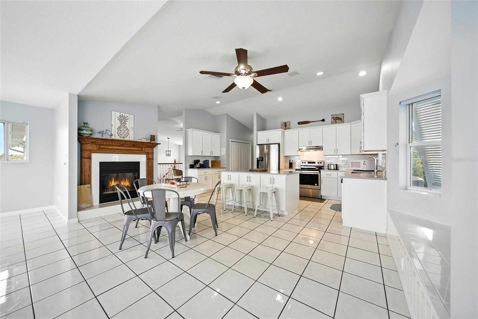 CRYSTAL SHORE ESTATES - Residential