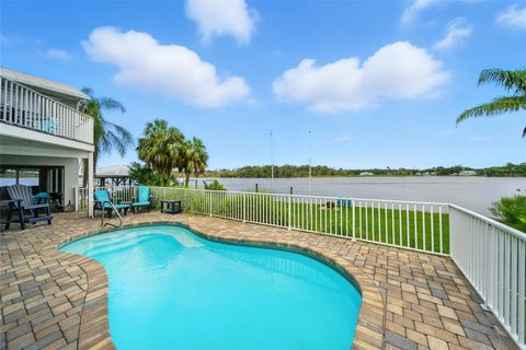 Tiny photo for 2435 N Watersedge Drive, Crystal River, FL 34429 (MLS # W7878622)