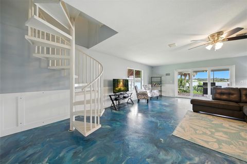 Tiny photo for 2435 N Watersedge Drive, Crystal River, FL 34429 (MLS # W7878622)