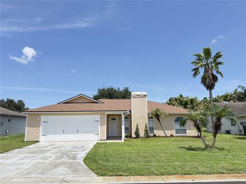 Photo of 3210 Thoroughbred Loop, Lakeland, FL 33811 (MLS # TB8532142)