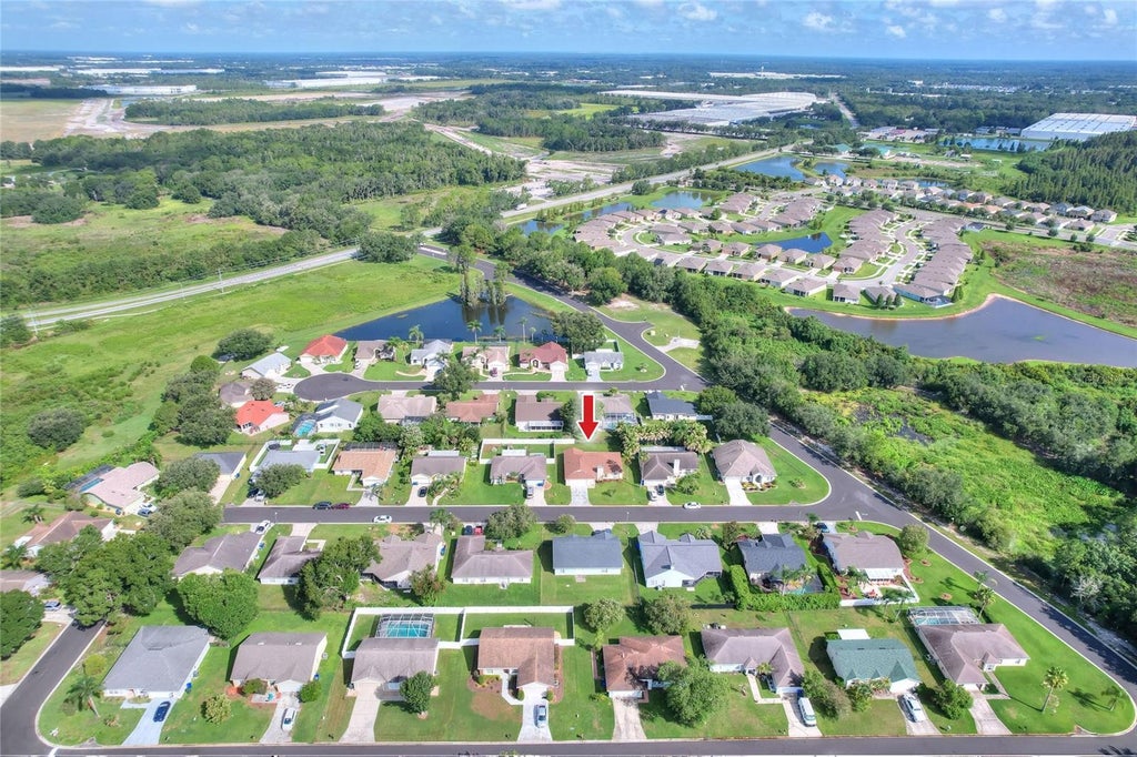 Photo of 3210 Thoroughbred Loop, Lakeland, FL 33811 (MLS # TB8532142)