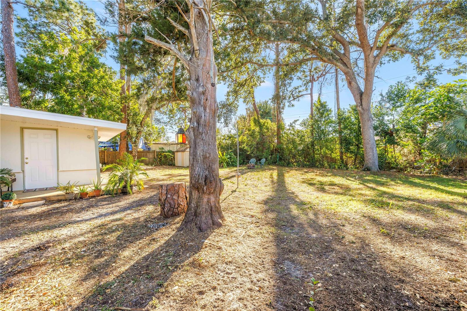 LAKE DIAMOND ESTATES - Residential