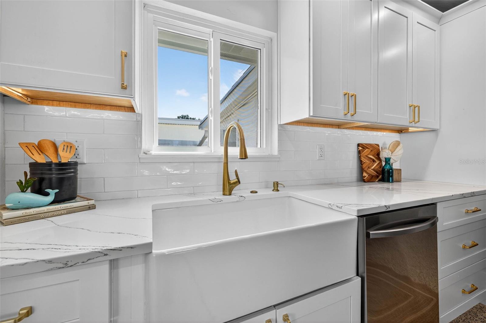 SHORE ACRES BUTTERFLY LAKE REP - Residential