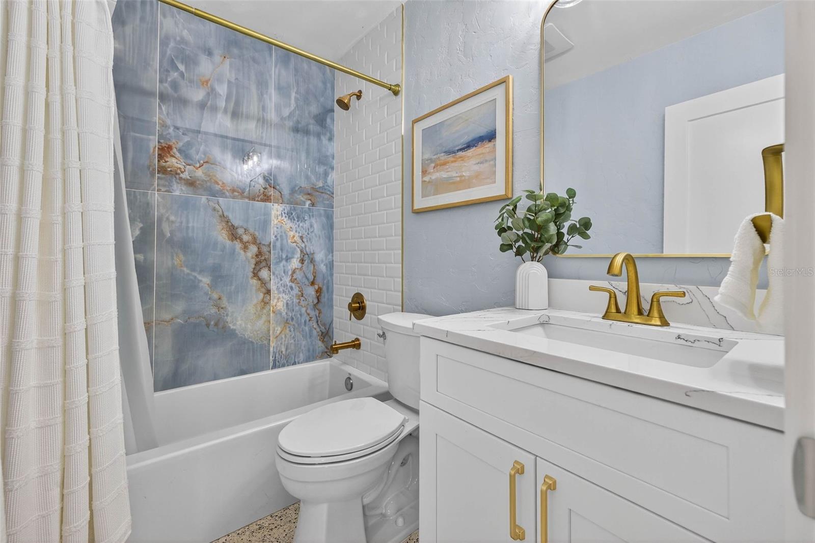 SHORE ACRES BUTTERFLY LAKE REP - Residential