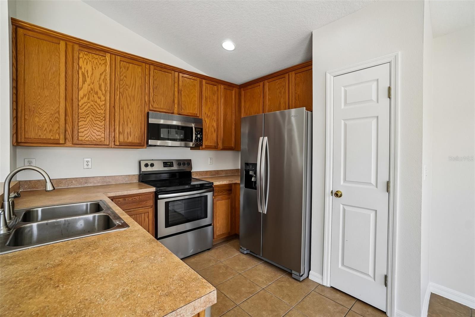 SOUTH BAY LAKES UNIT 2 - Residential