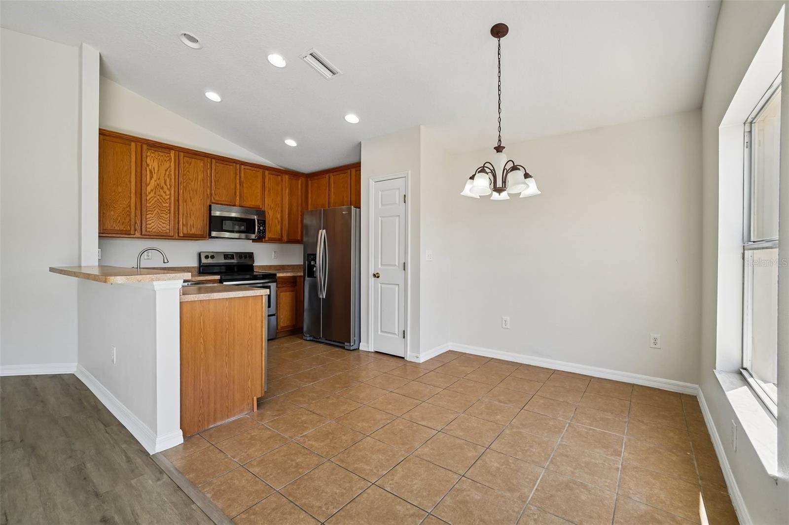 SOUTH BAY LAKES UNIT 2 - Residential