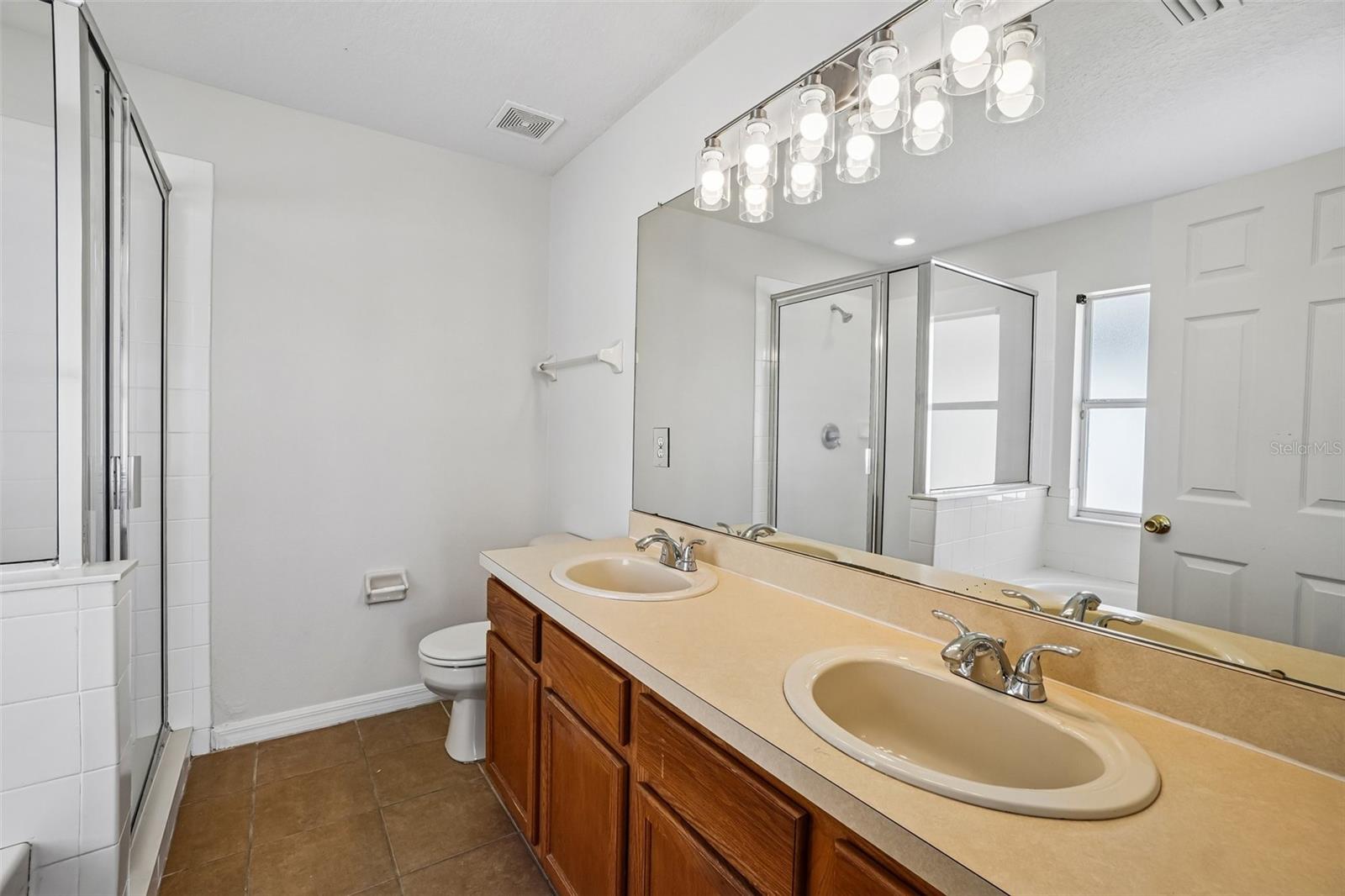 SOUTH BAY LAKES UNIT 2 - Residential