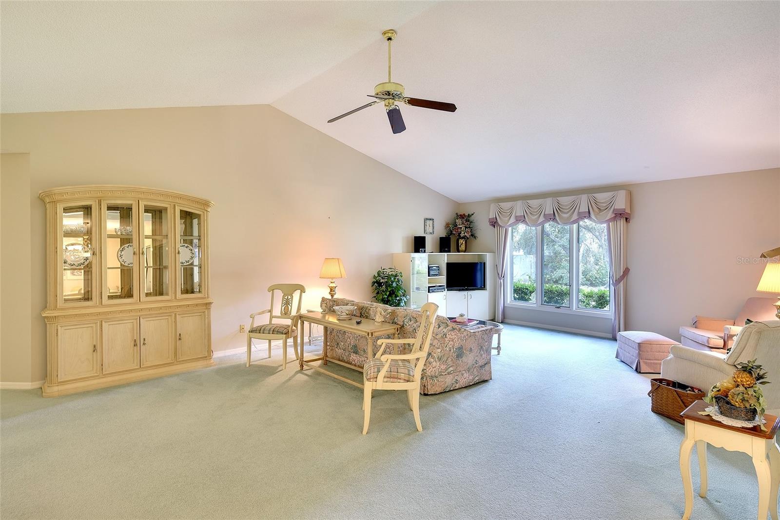 3825 WILSHIRE CIRCLE 1