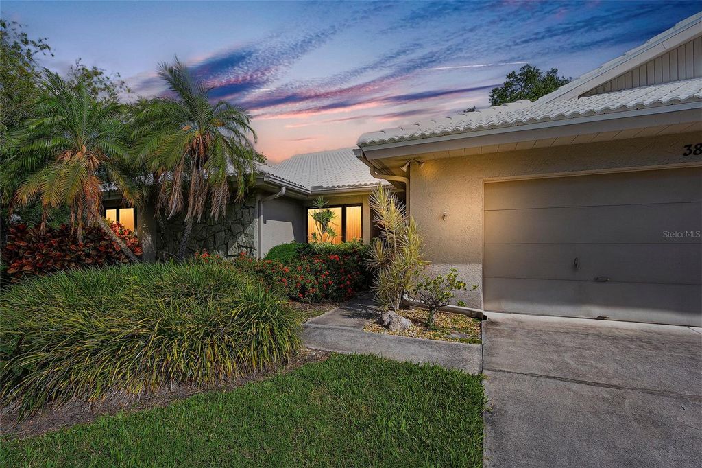 Photo of 3825 Wilshire Circle #1, Sarasota, FL 34238 (MLS # A4693723)