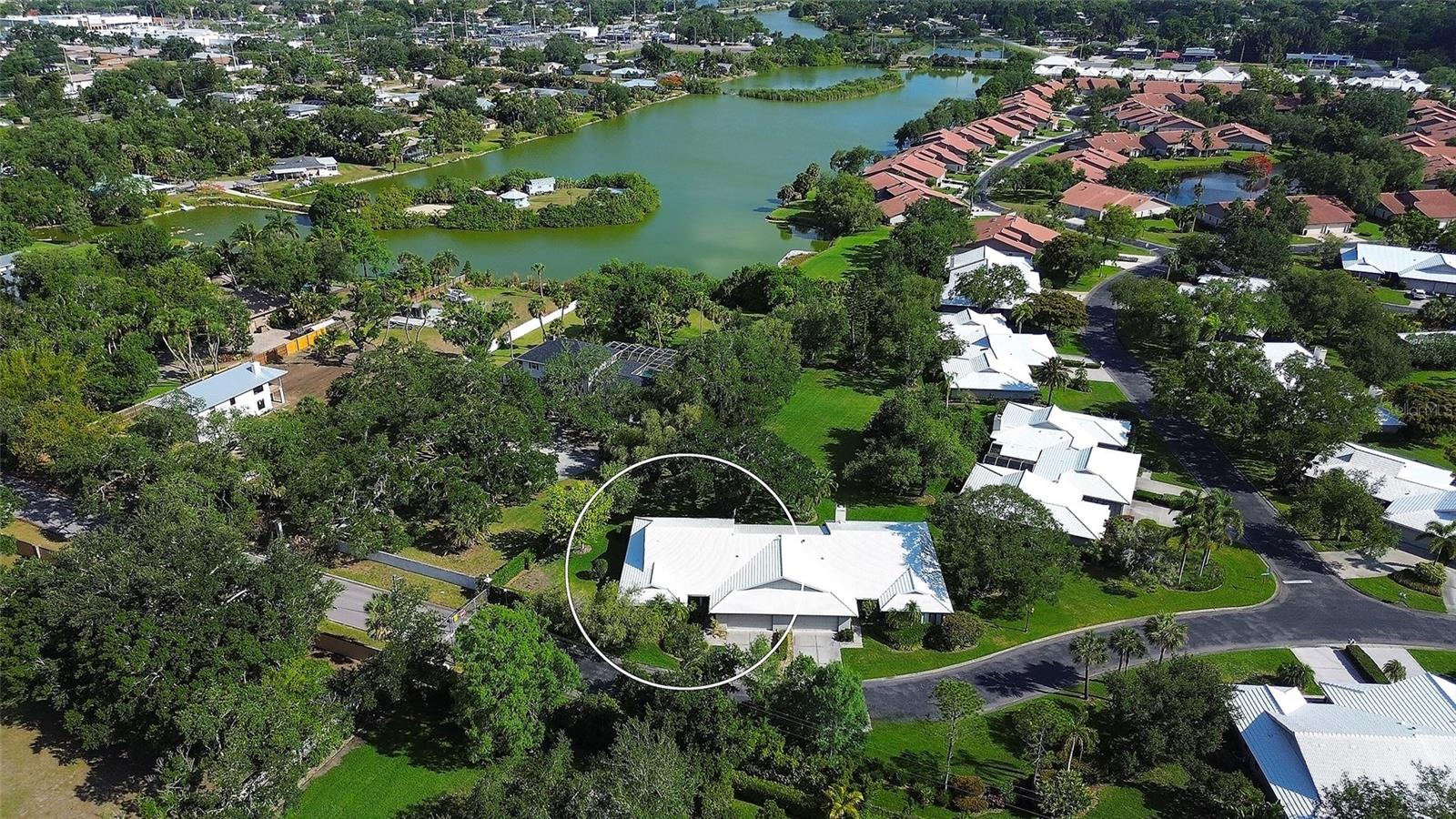 LAKESHORE VILLAGE SOUTH - Residential