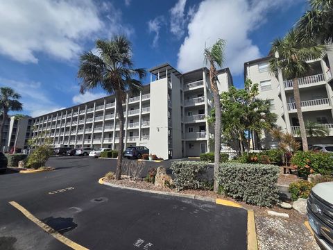 3368 LAKE BAYSHORE DRIVE 217 BUILDING P BRADENTON FL 34205
