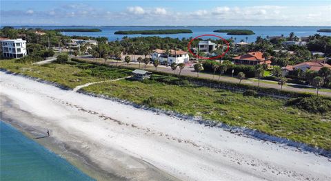 A home in LONGBOAT KEY