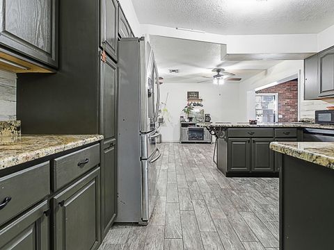 Tiny photo for 5329 Twin Palms Road, Fruitland Park, FL 34731 (MLS # G5106826)