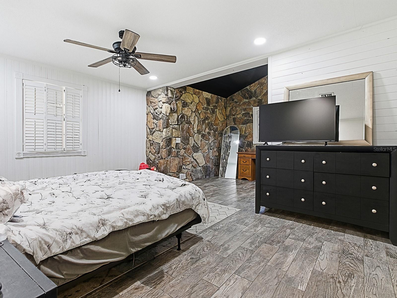 KINGS COVE ADD 01 - Residential