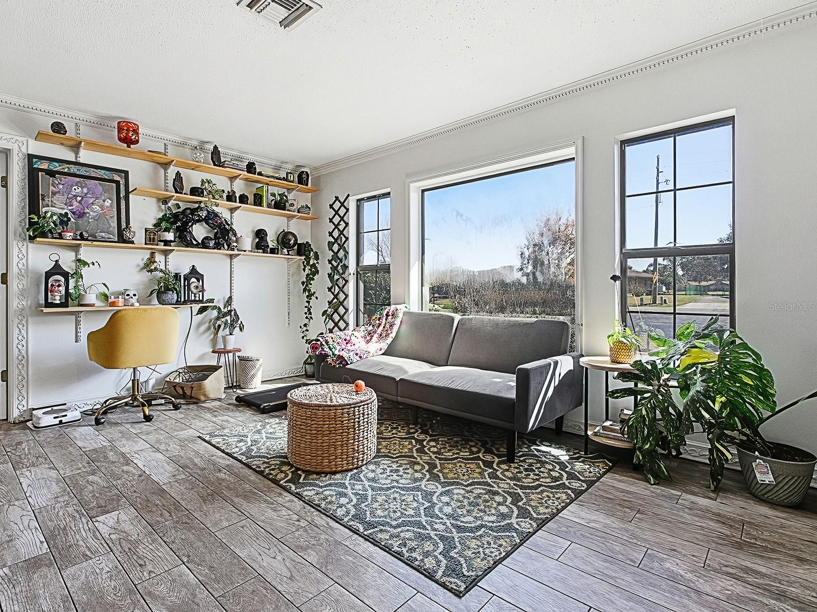 5329 TWIN PALMS ROAD