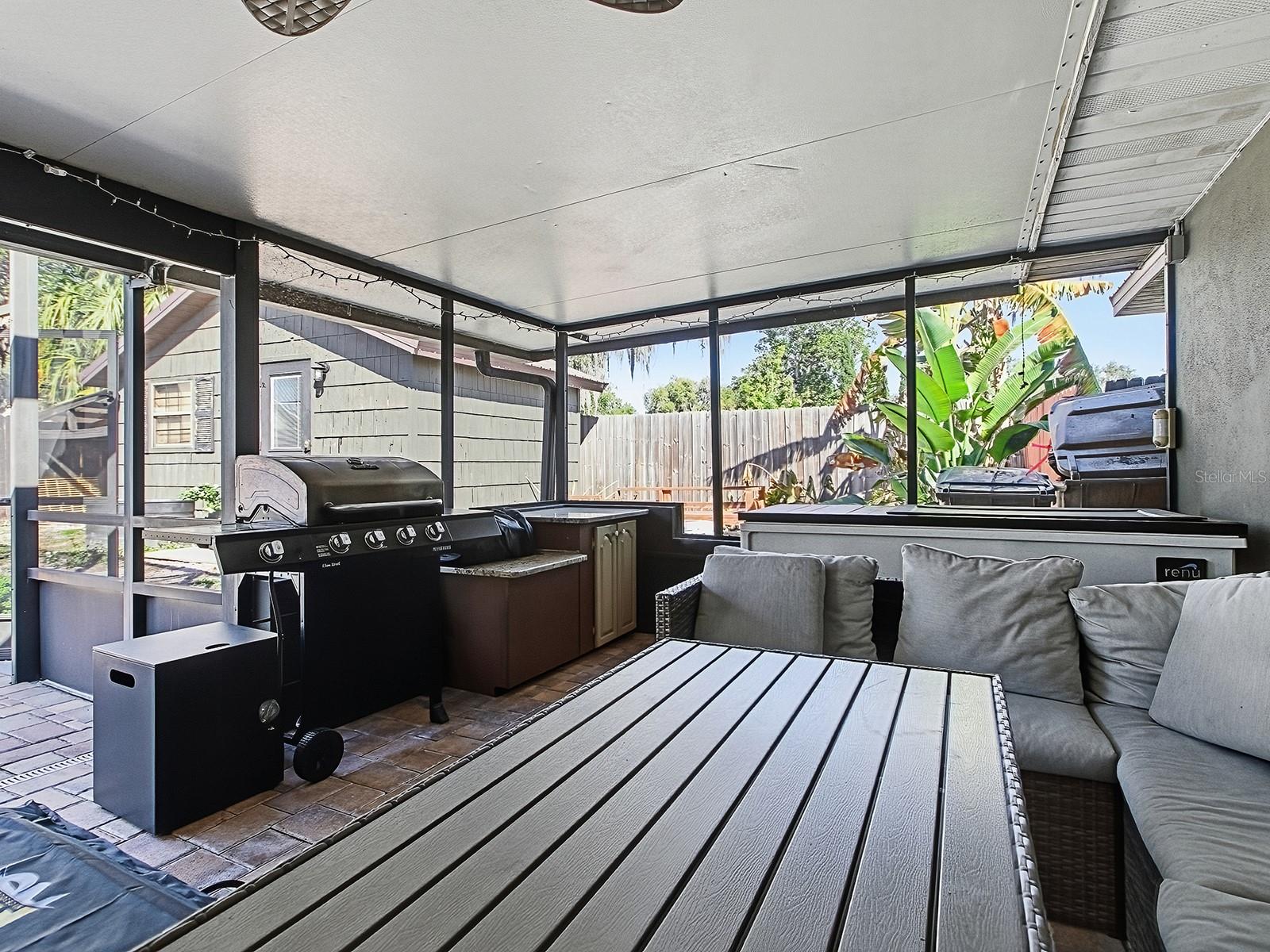 KINGS COVE ADD 01 - Residential