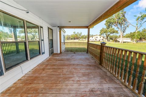 A home in LAKELAND