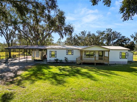 A home in LAKELAND