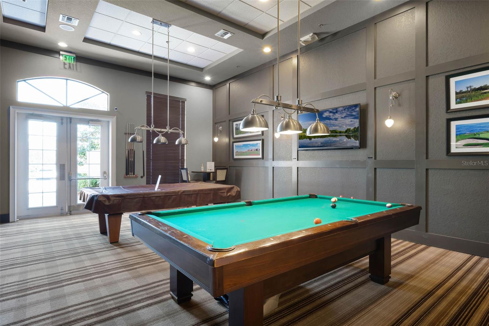 CASCADES/GROVELAND PH 4-1 - Residential