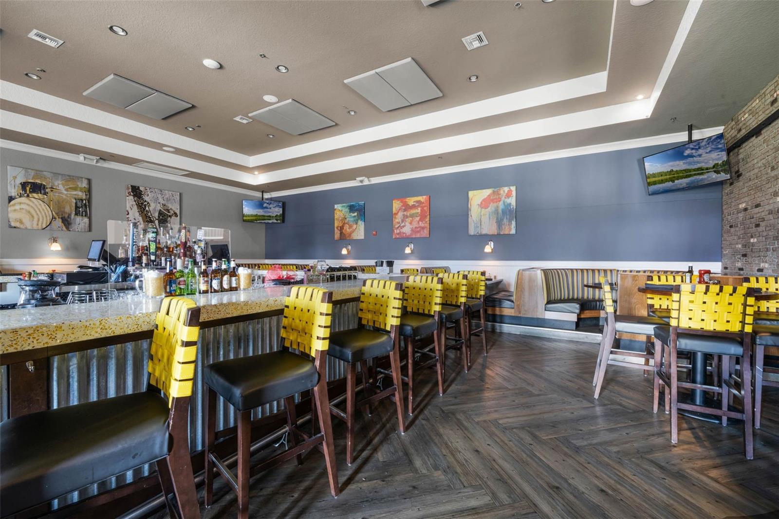 CASCADES/GROVELAND PH 4-1 - Residential