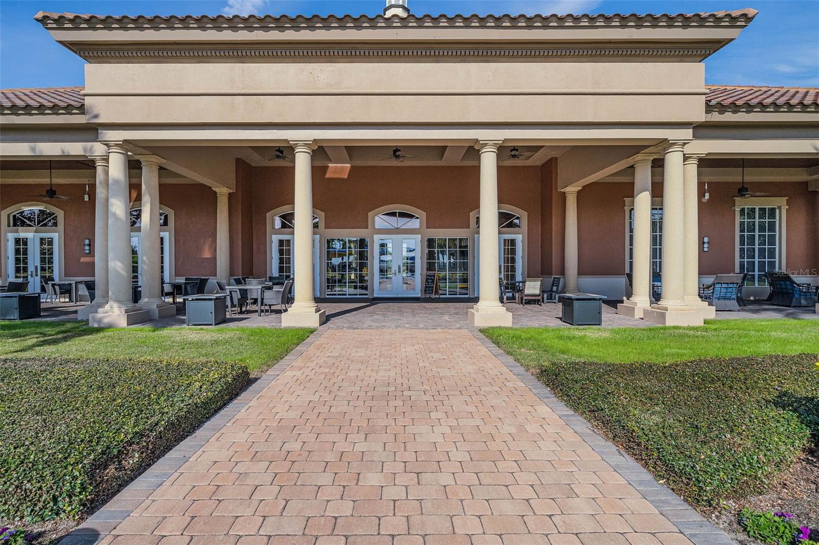 CASCADES/GROVELAND PH 4-1 - Residential