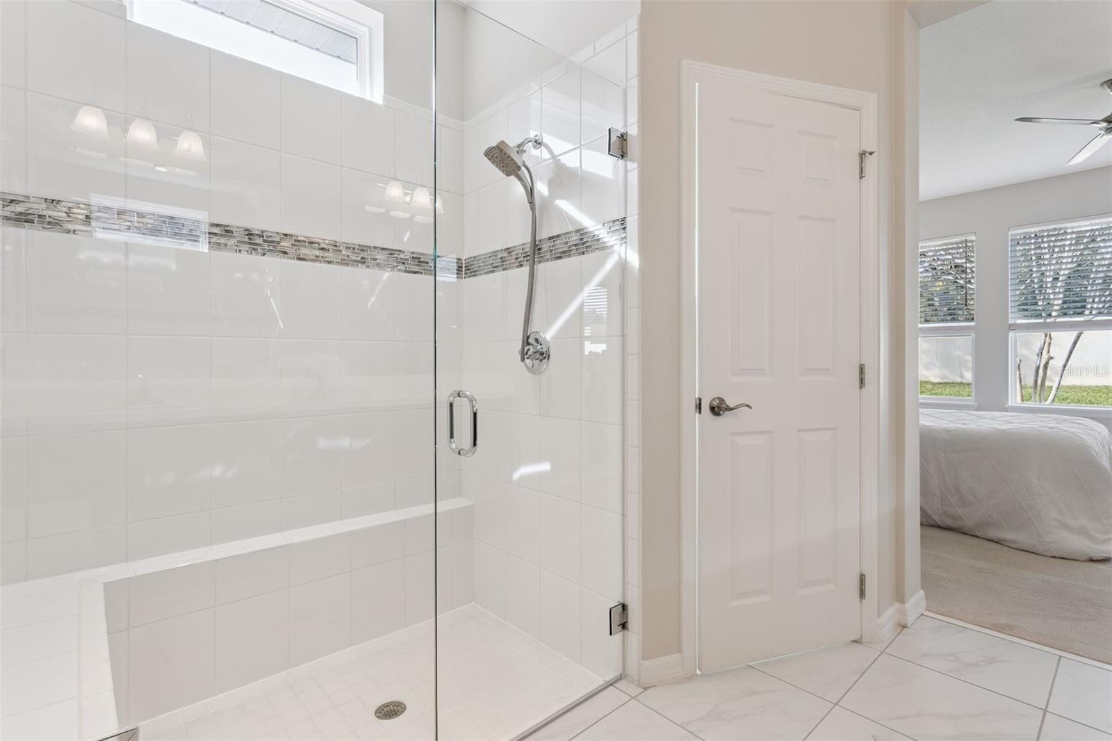 CASCADES/GROVELAND PH 4-1 - Residential