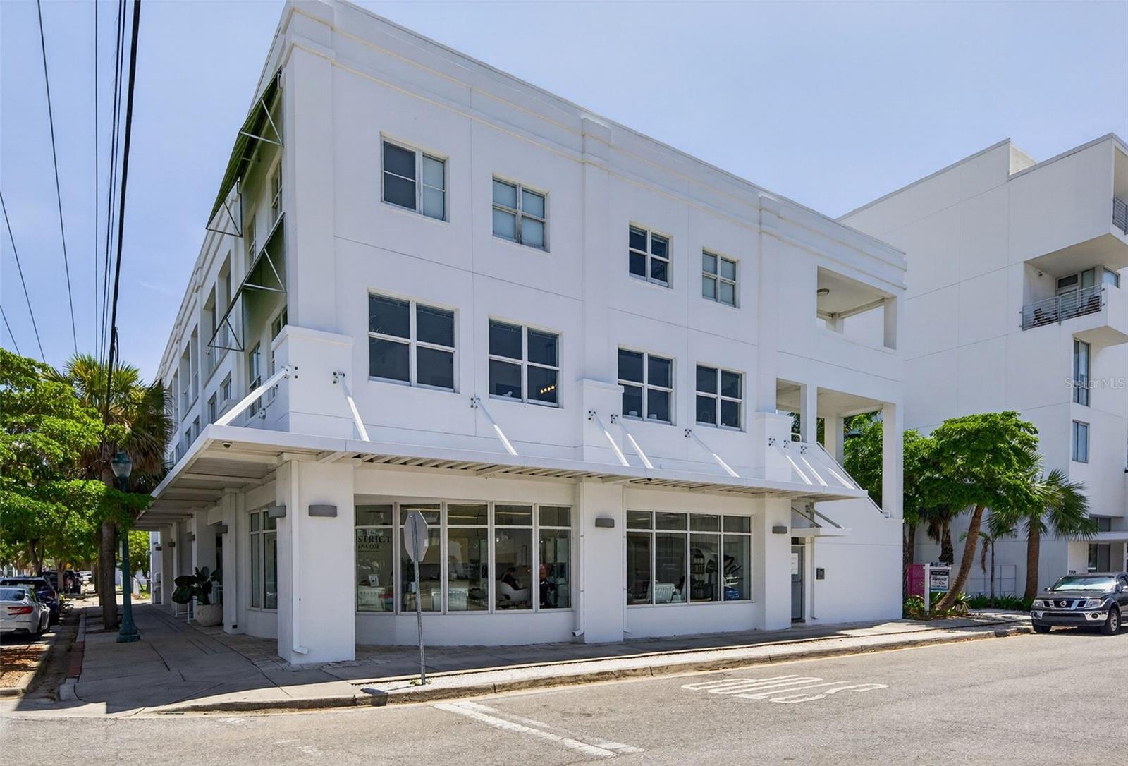 433 CENTRAL AVENUE
