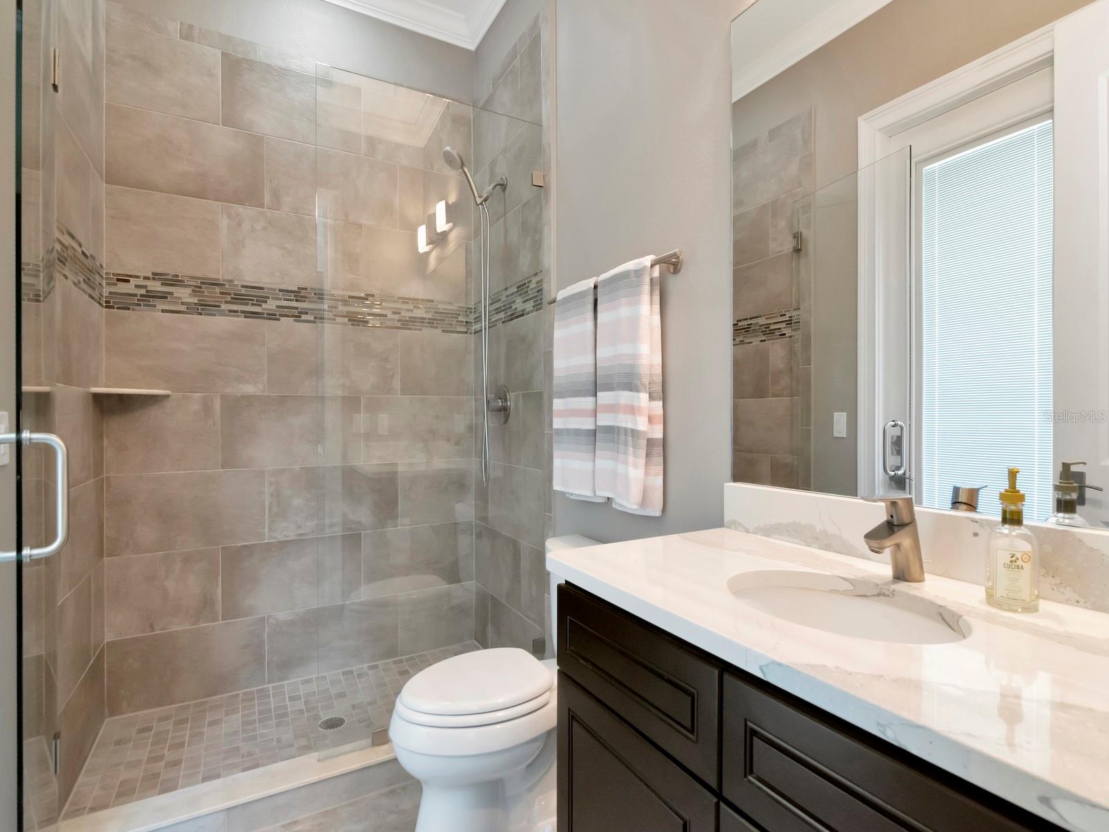 DAVIS ISLANDS PB10 PG52 TO 57 - Residential