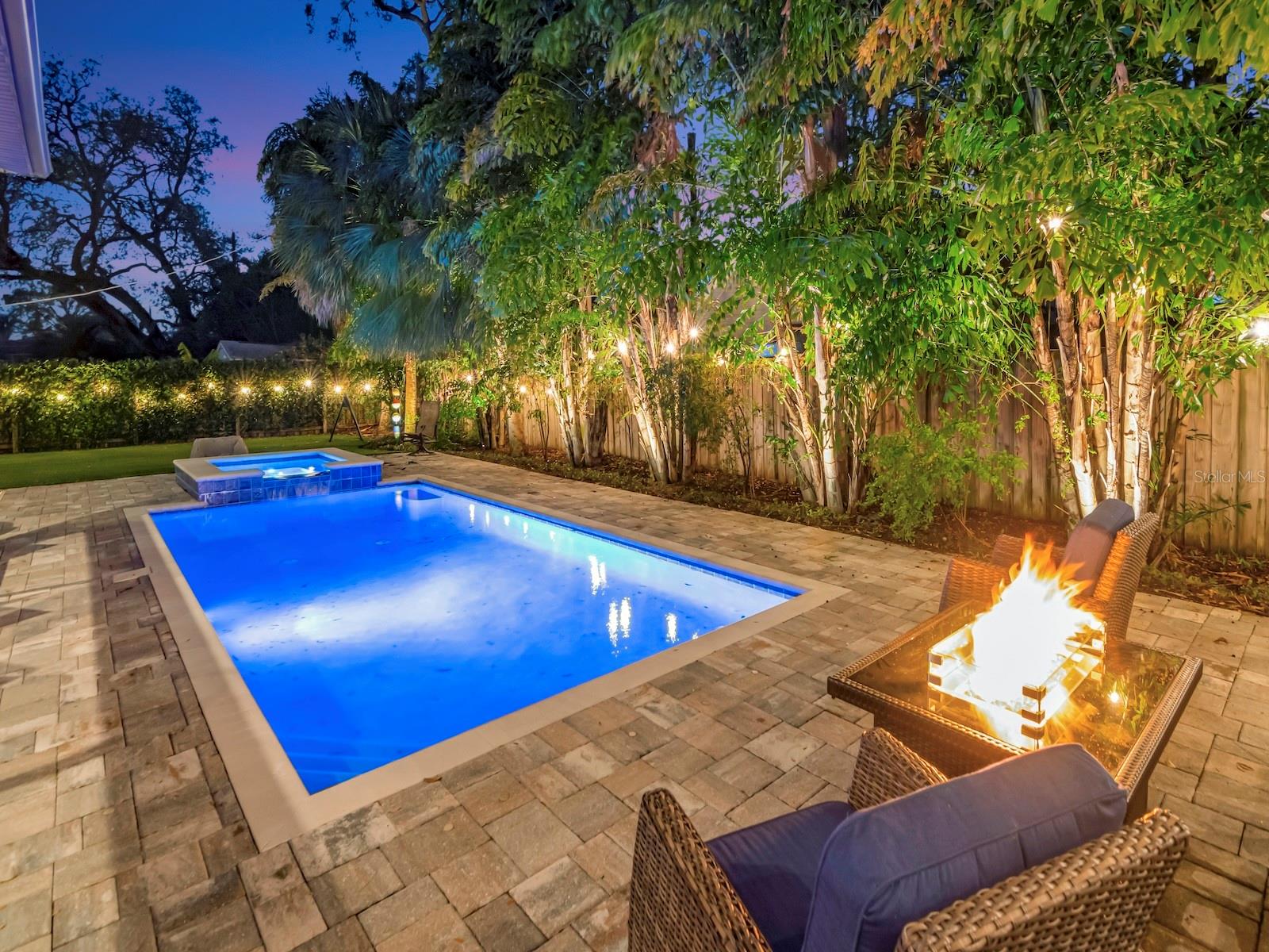 DAVIS ISLANDS PB10 PG52 TO 57 - Residential