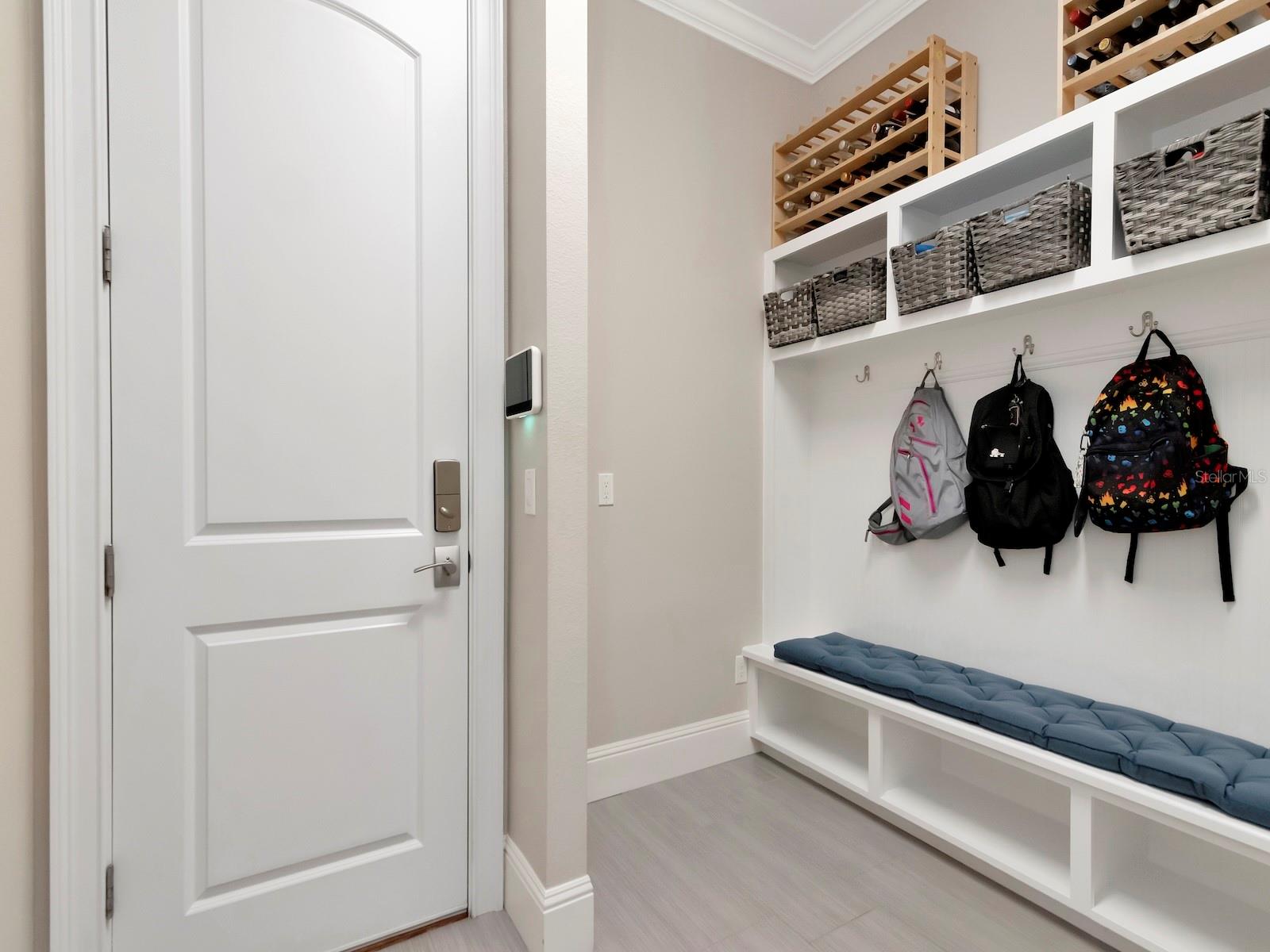 DAVIS ISLANDS PB10 PG52 TO 57 - Residential