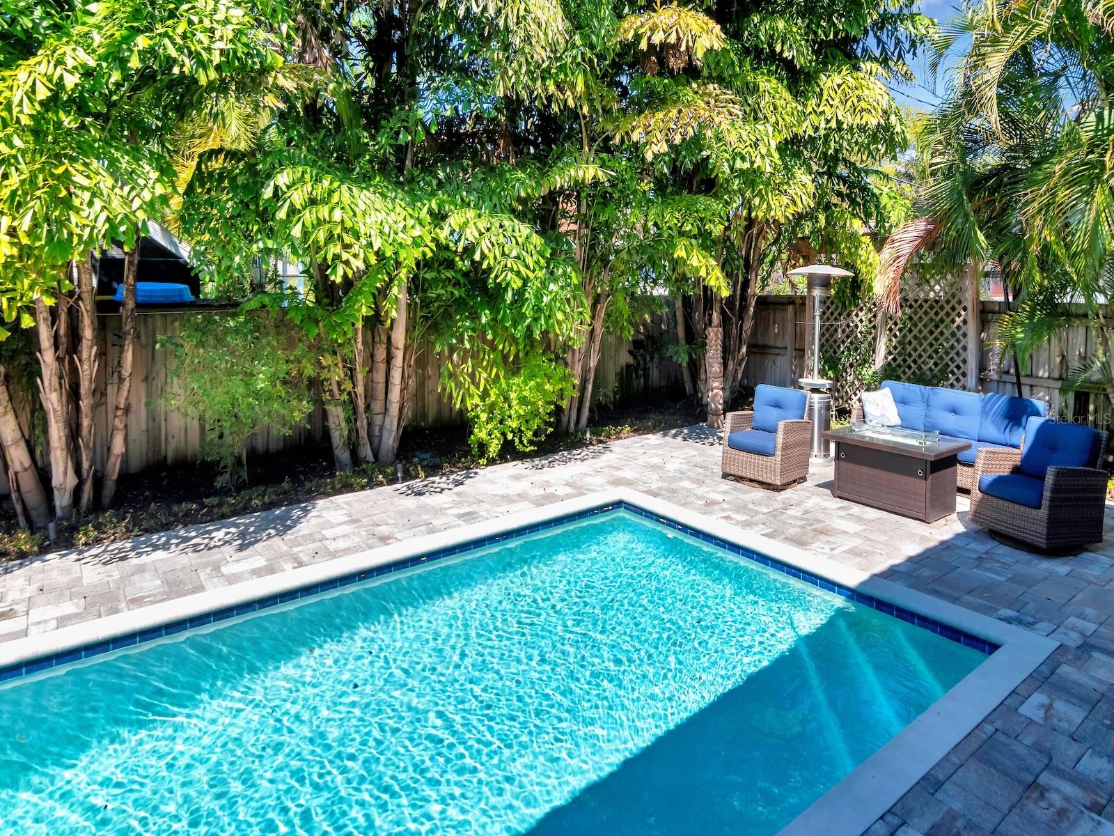 DAVIS ISLANDS PB10 PG52 TO 57 - Residential