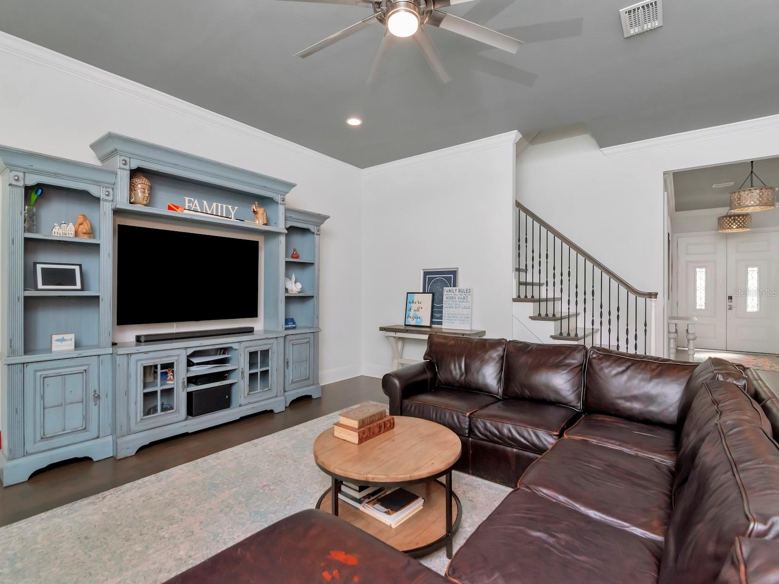 DAVIS ISLANDS PB10 PG52 TO 57 - Residential