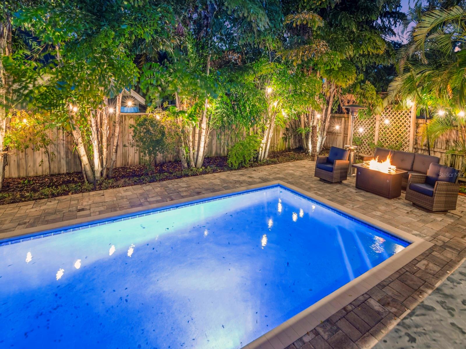 DAVIS ISLANDS PB10 PG52 TO 57 - Residential