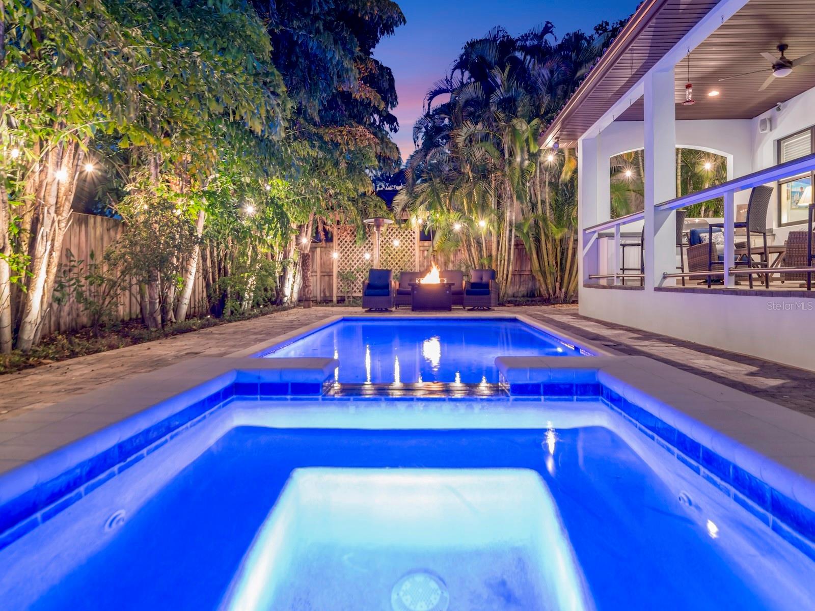 DAVIS ISLANDS PB10 PG52 TO 57 - Residential