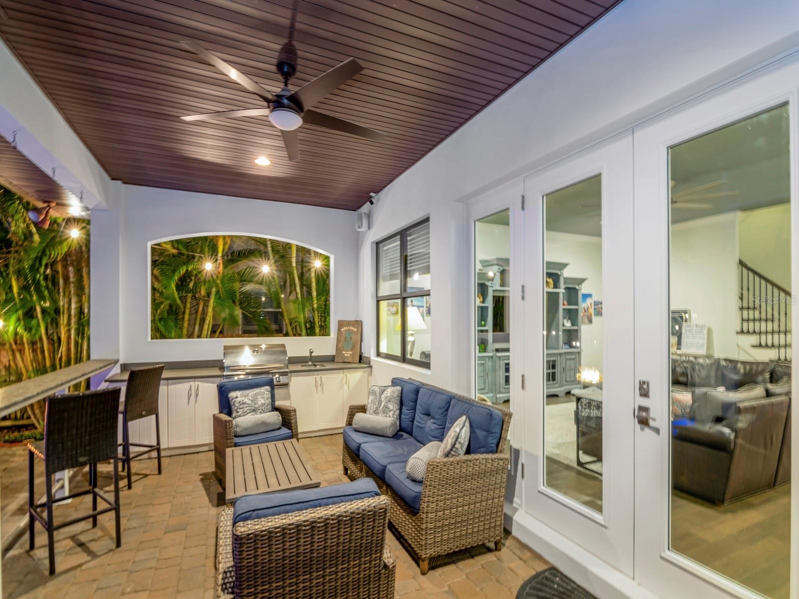 DAVIS ISLANDS PB10 PG52 TO 57 - Residential