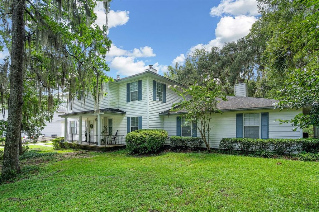 Photo of 2720 NW 104th Court #B, Gainesville, FL 32606 (MLS # GC533222)