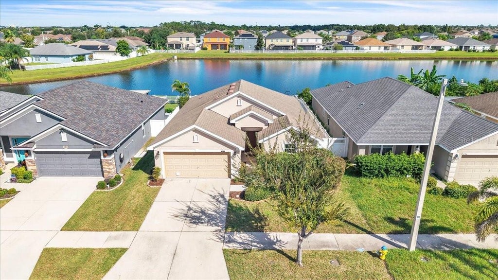 Photo of 10912 Kirkwall Port Drive, Wimauma, FL 33598 (MLS # C7532181)